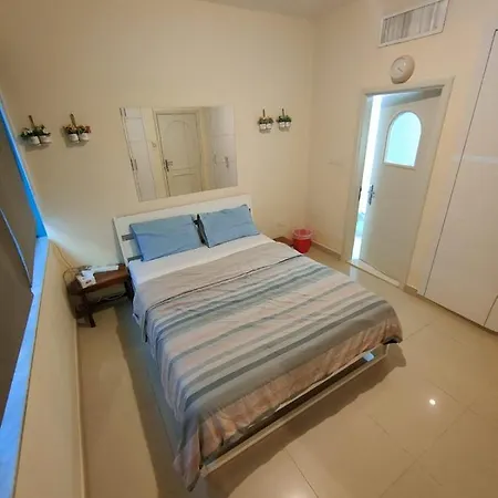 1 Couples Must Present Marriage Certificate Upon Check-In Apartment Abu Dhabi Exterior photo
